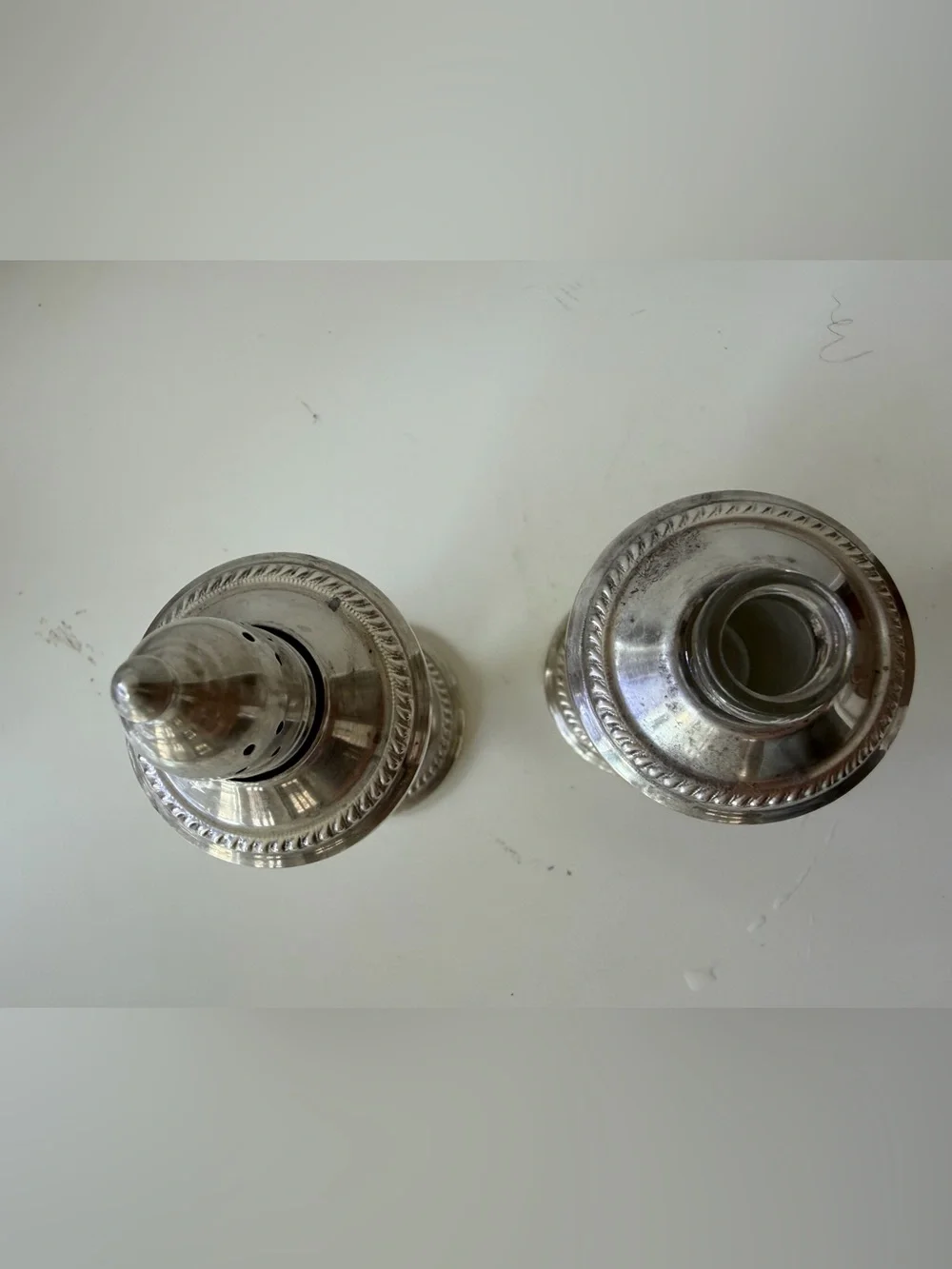 Vtg Sterling Silver Weighted Salt & Pepper Shaker Set Pat. Pend (One Without Lid